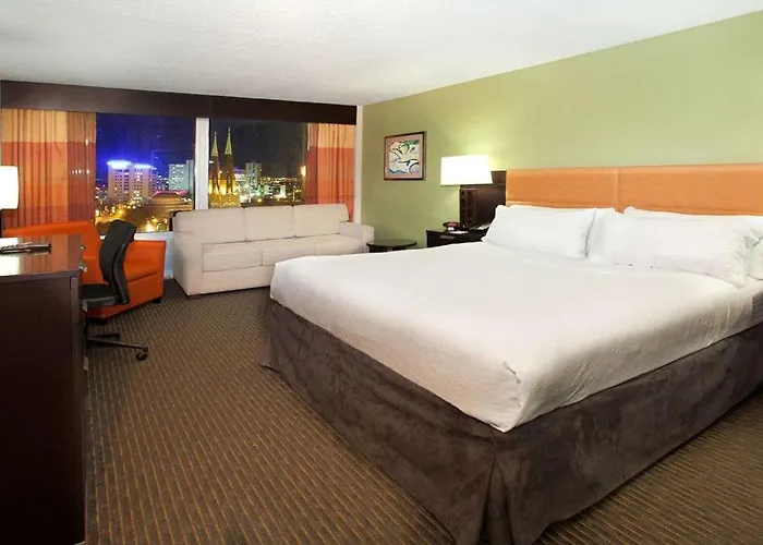 Hotel Center