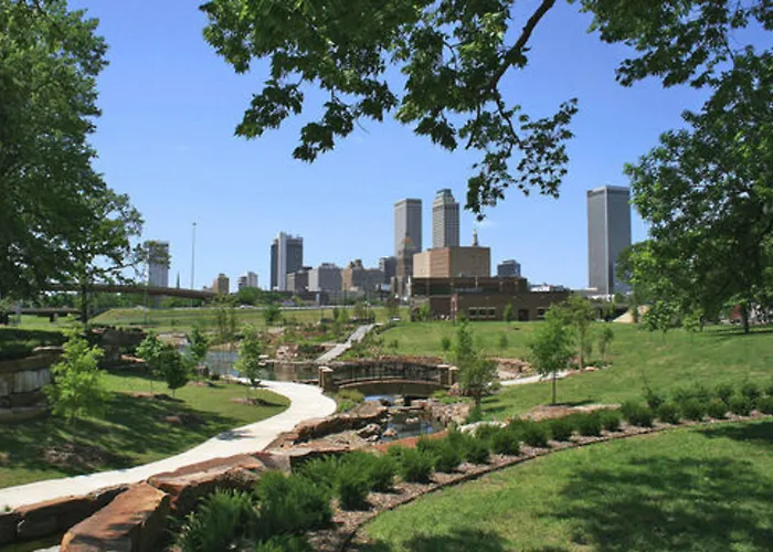 Center 3* Tulsa