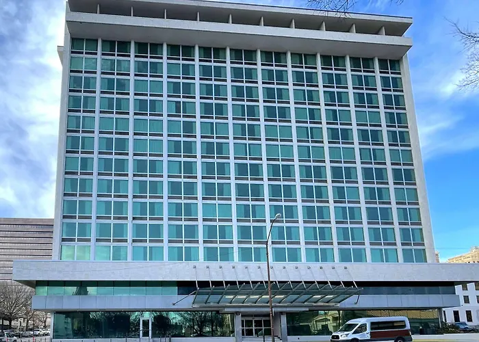 Center Hotel Tulsa