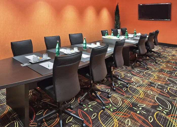 Center 3* Tulsa