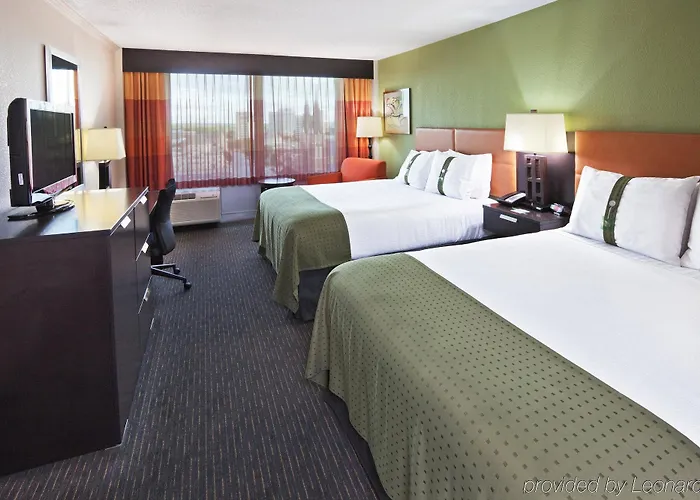 Hotel Center 3*