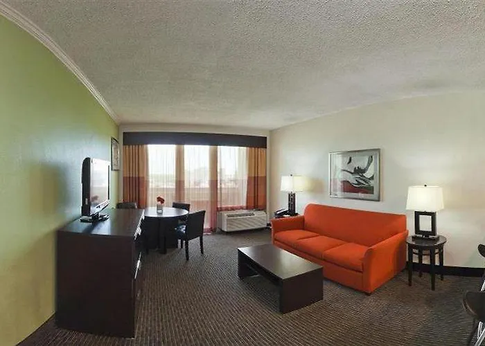 Hotel Center Tulsa